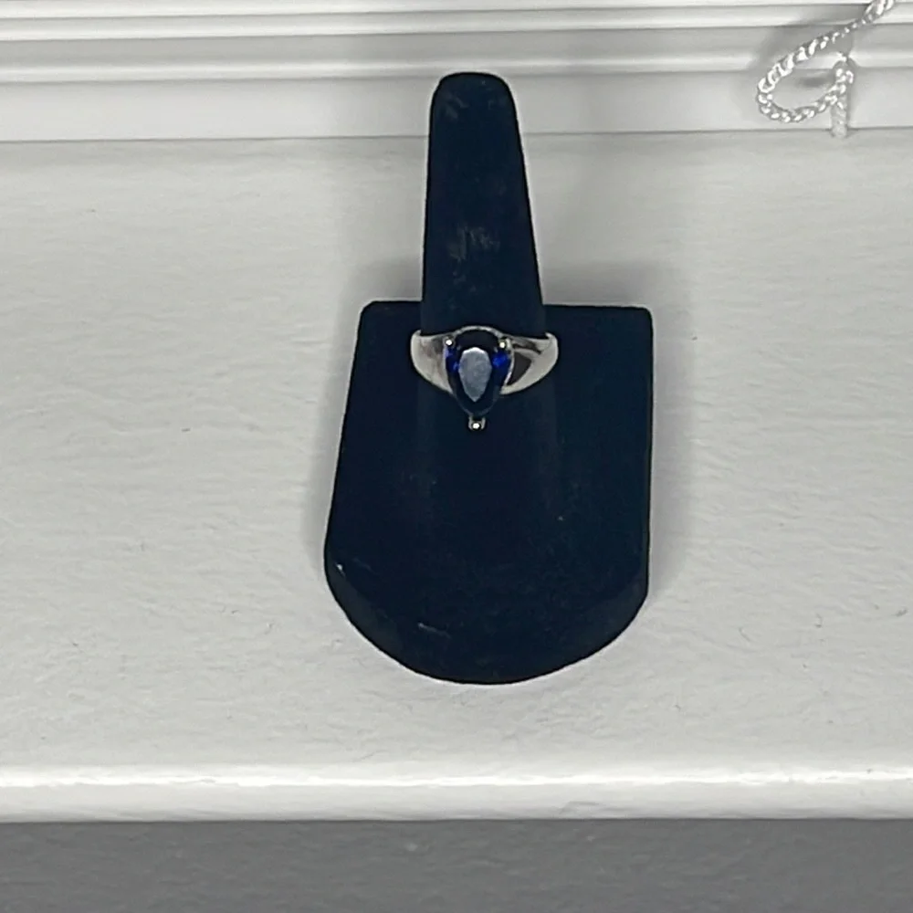 D&p Sterling Silver Ring. - Picture 6 of 11